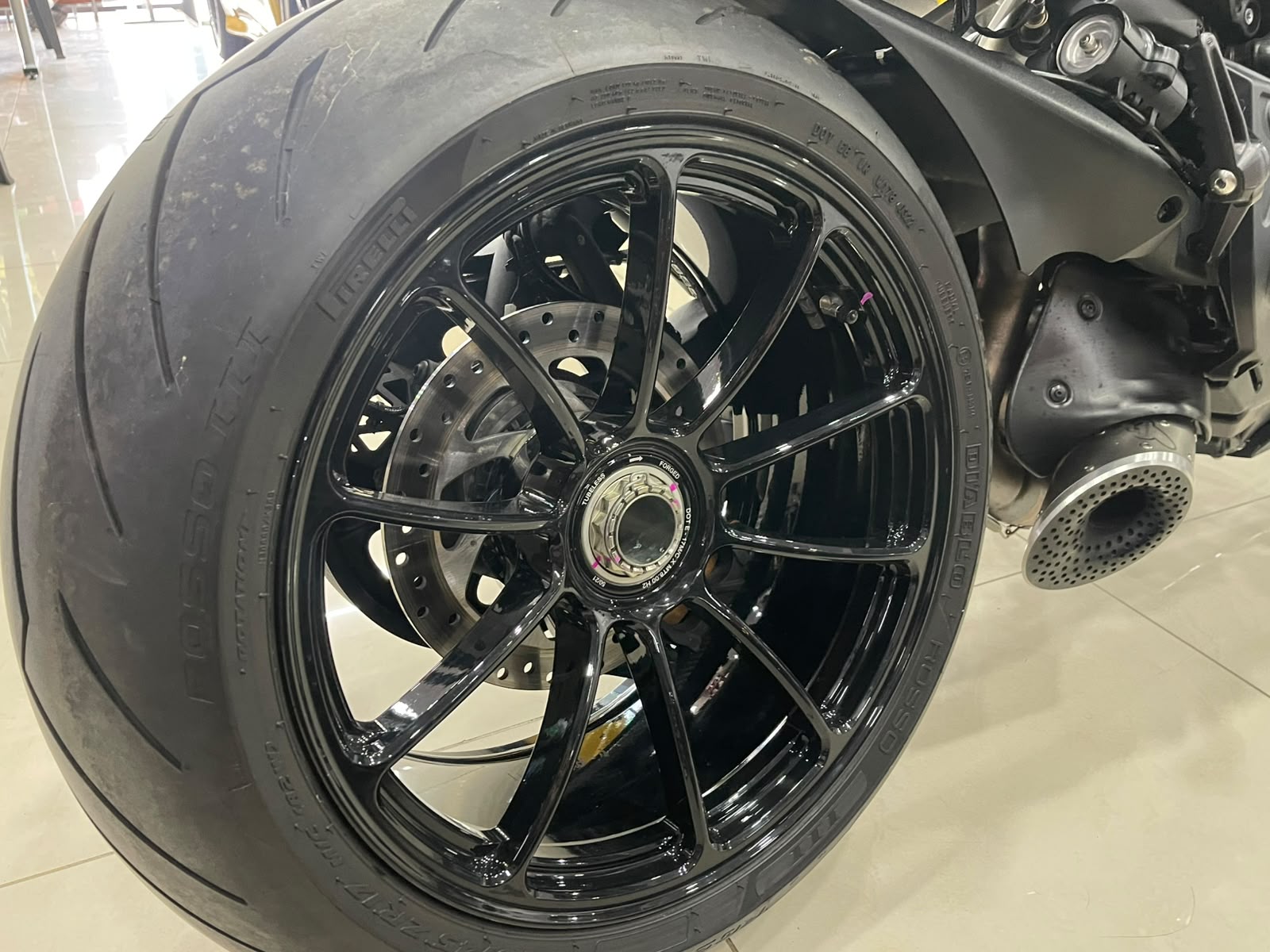 DUCATI XDIAVEL NERA THRILLING