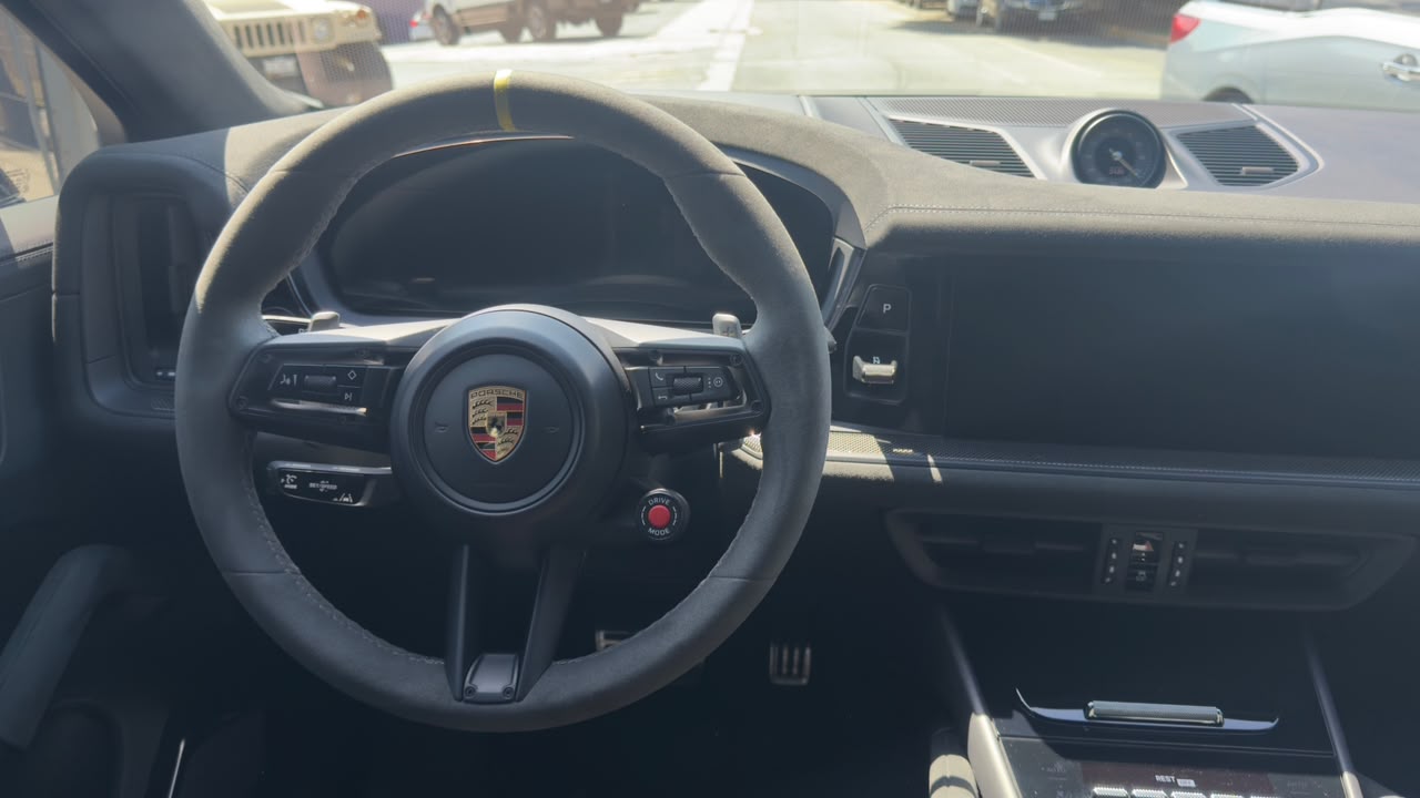 PORSCHE CAYENNE TURBO GT 2024