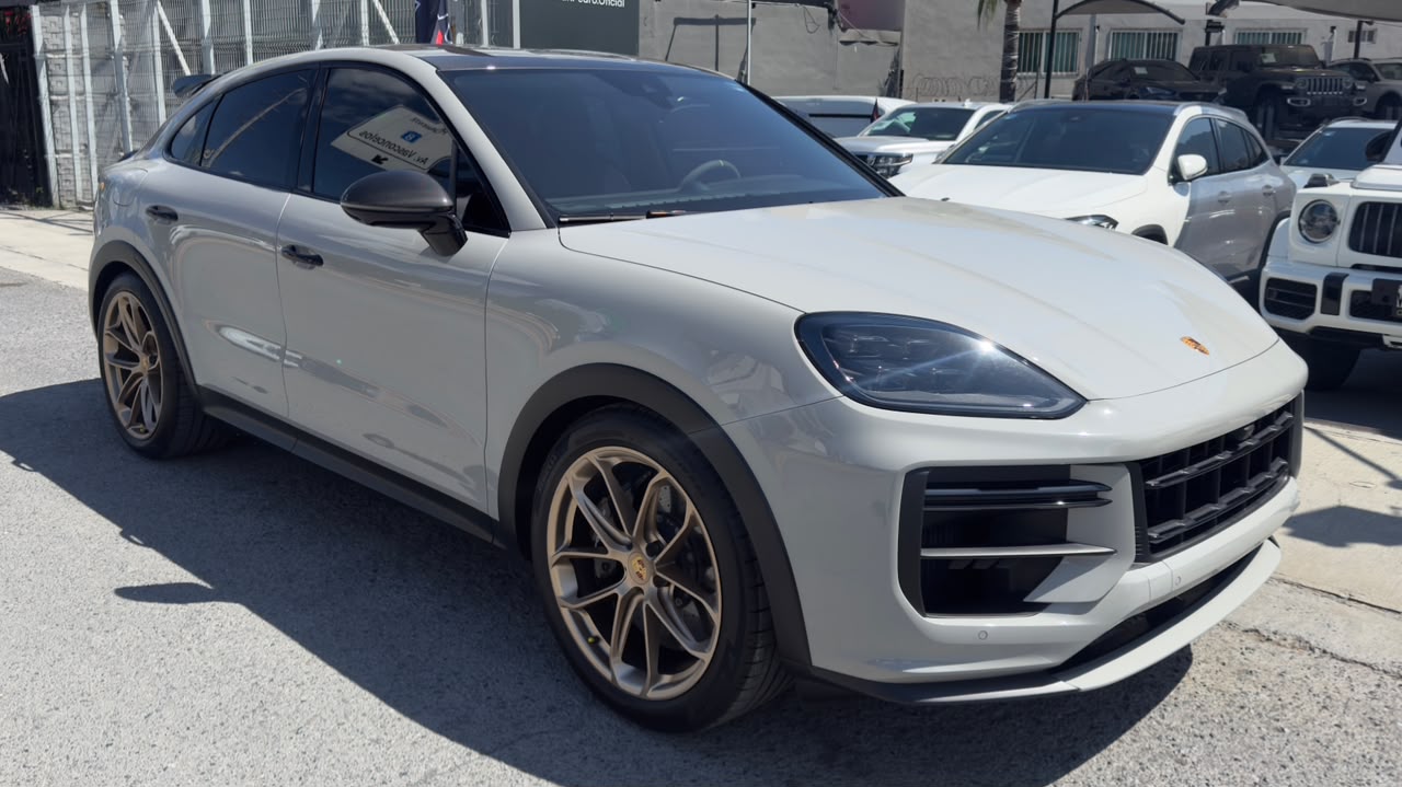 PORSCHE CAYENNE TURBO GT 2024