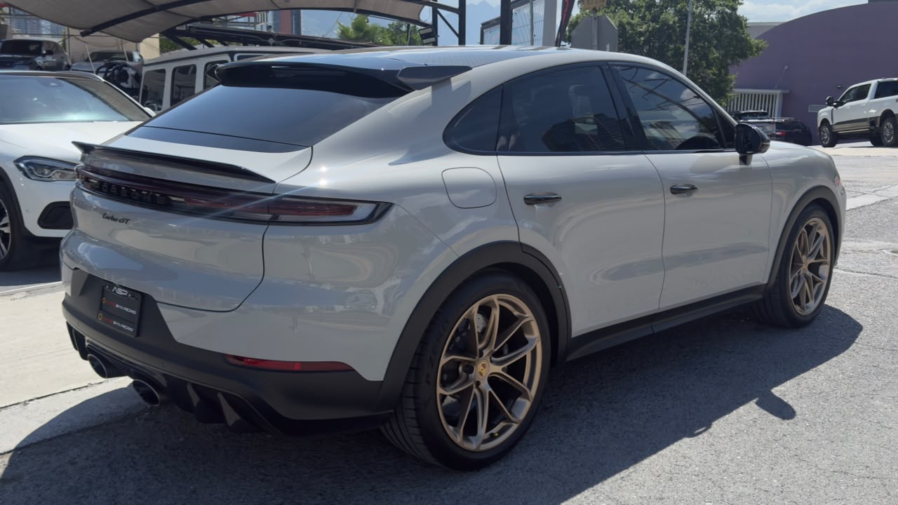 PORSCHE CAYENNE TURBO GT 2024