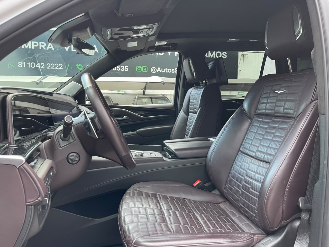 ESCALADE V-SPORT