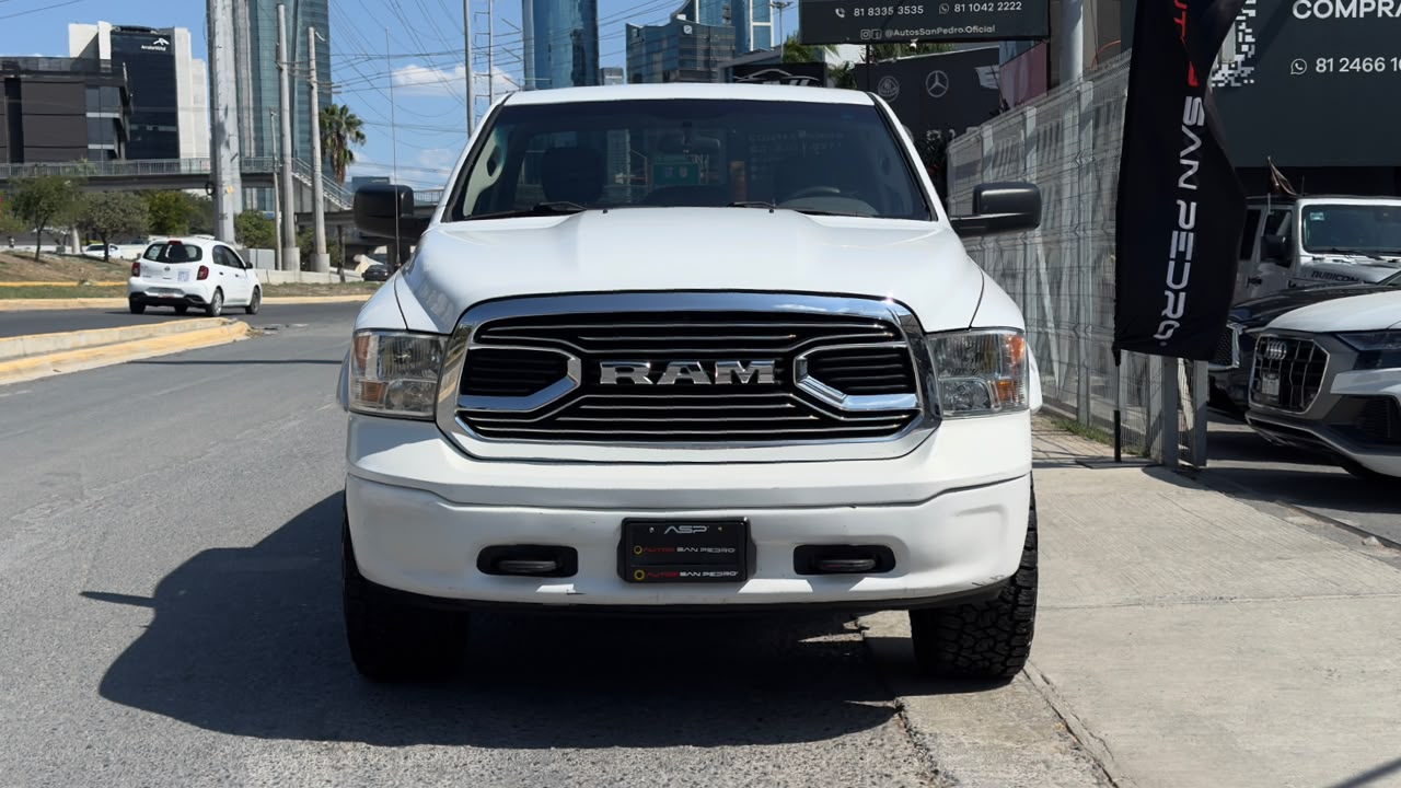 DODGE RAM 1500 CABINA REGULAR ST V6 4X4 2020