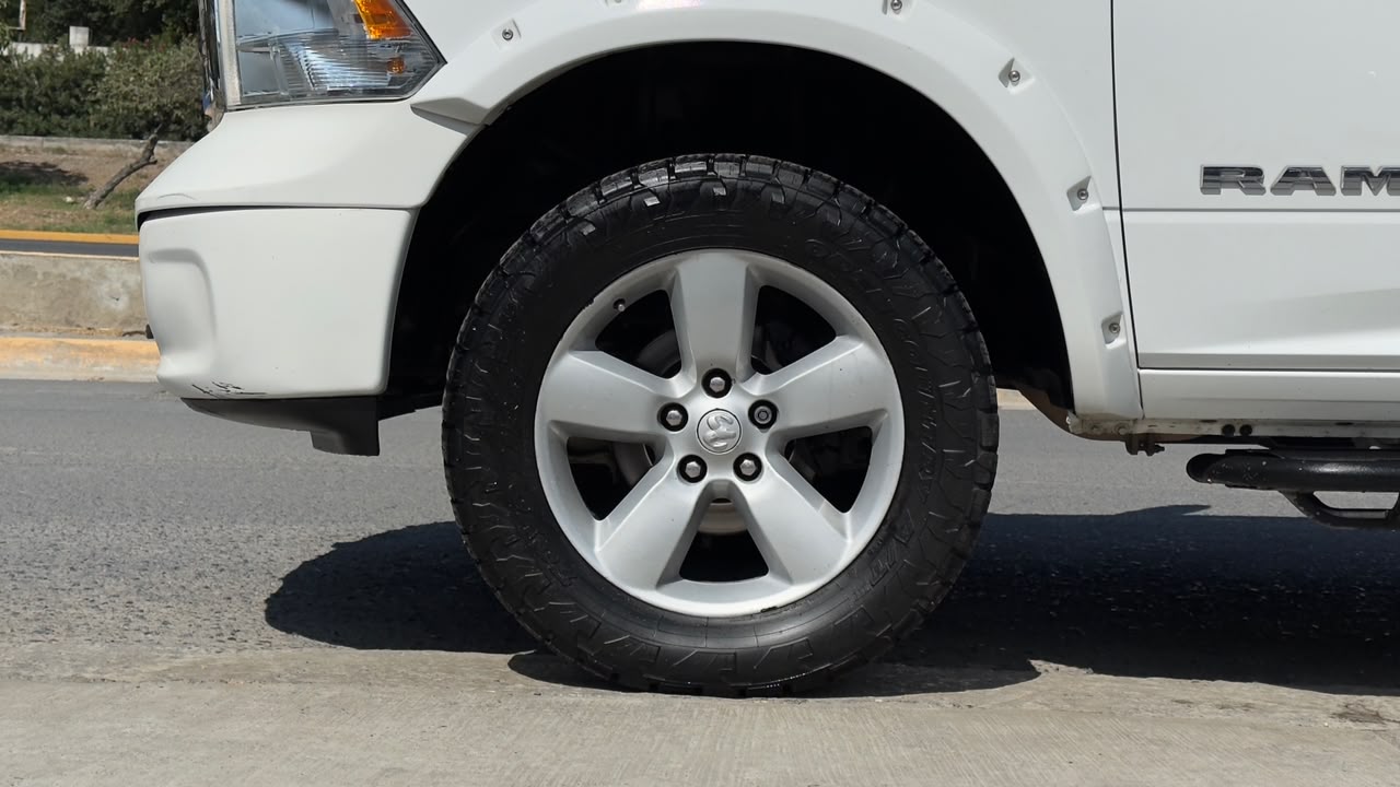 DODGE RAM 1500 CABINA REGULAR ST V6 4X4 2020