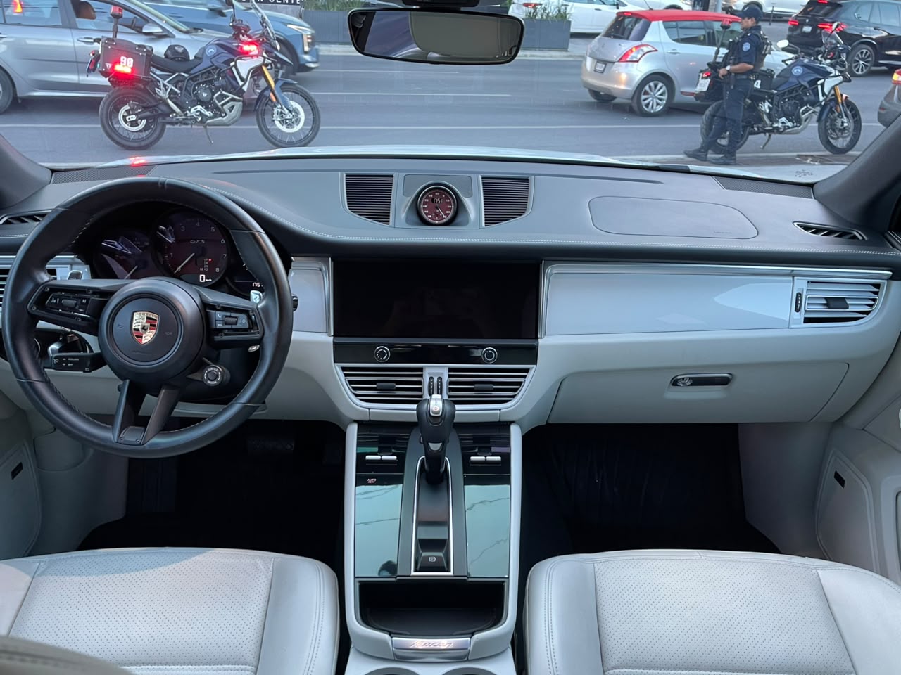 MACAN GTS 2.9 L 440 HP