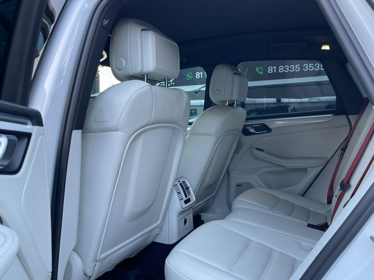 MACAN GTS 2.9 L 440 HP