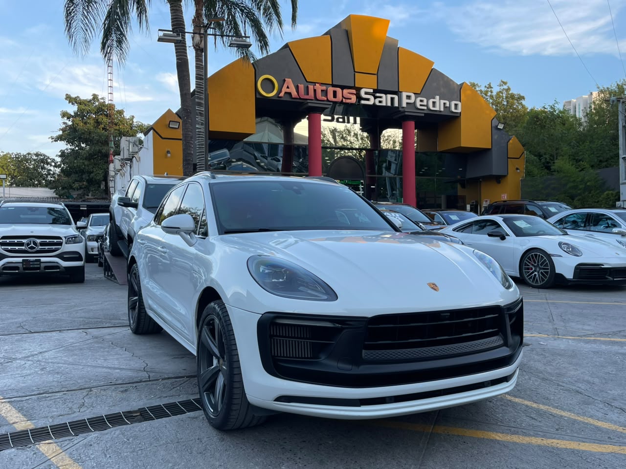 MACAN GTS 2.9 L 440 HP