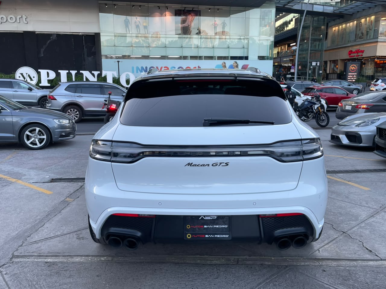 MACAN GTS 2.9 L 440 HP