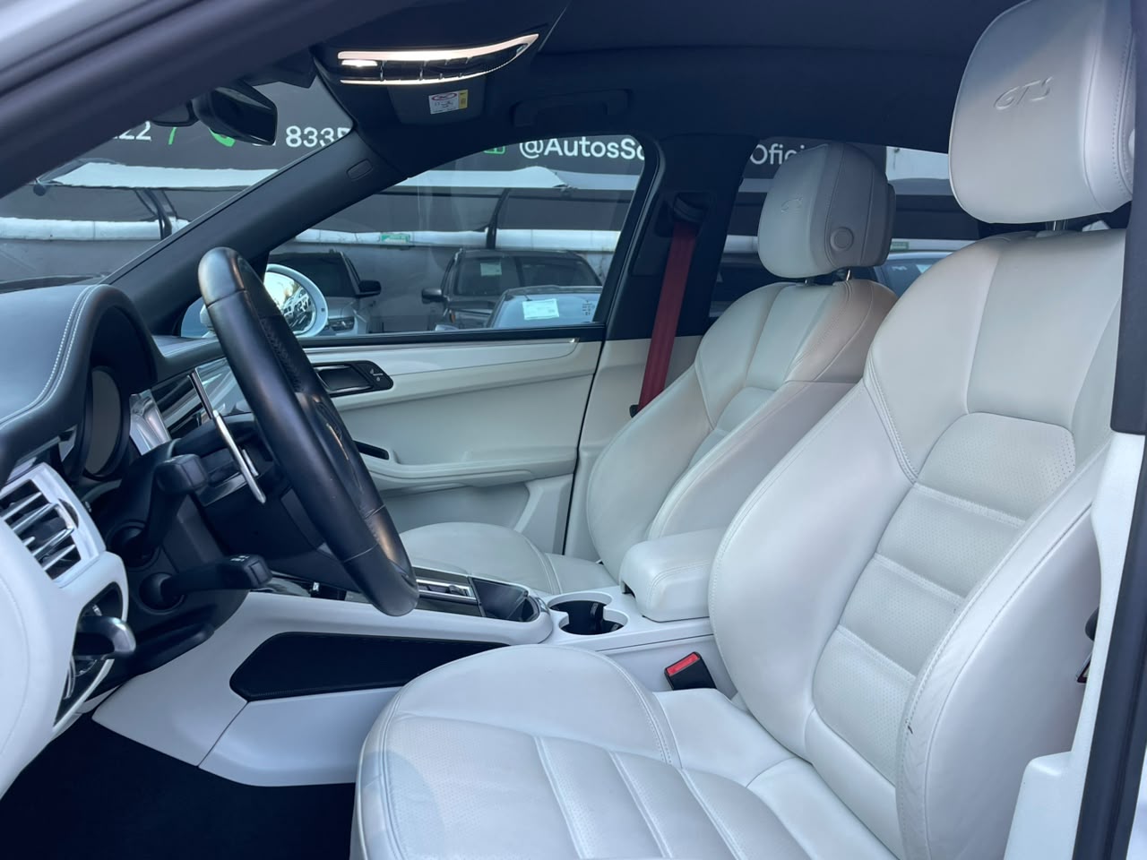 MACAN GTS 2.9 L 440 HP