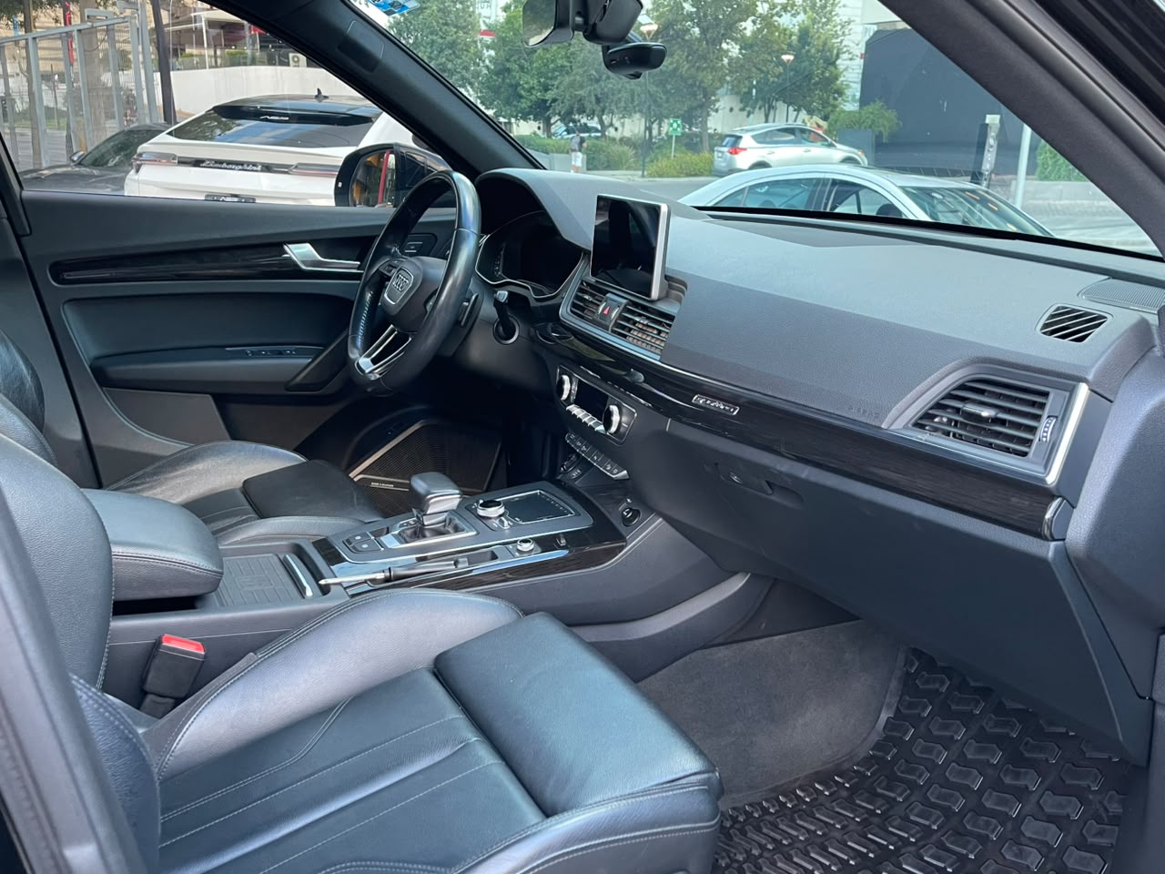 Q5 SECURITY BLINDADA NIVEL VR4 EQUIVALENTE A 3 PLUS