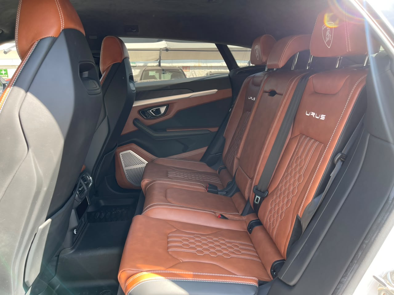 URUS S