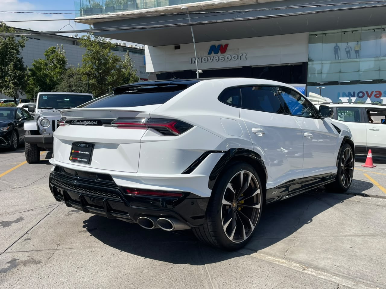 URUS S