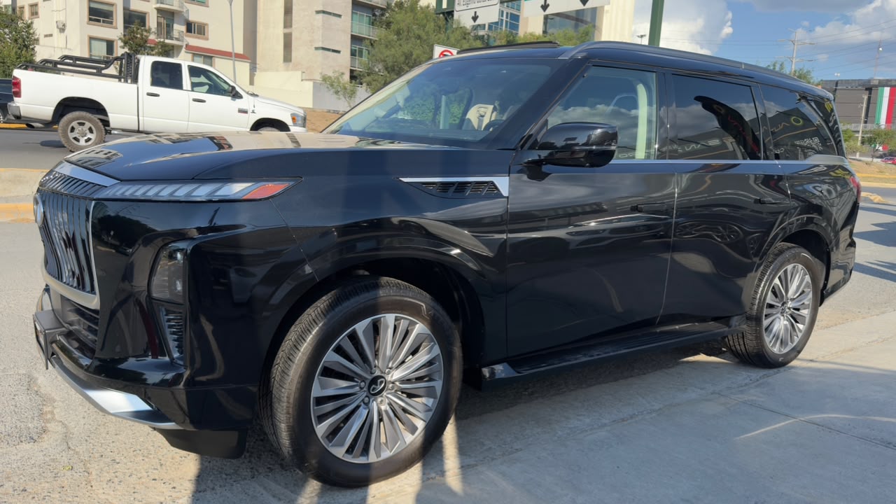 INFINITI QX80 SENSORY 2025