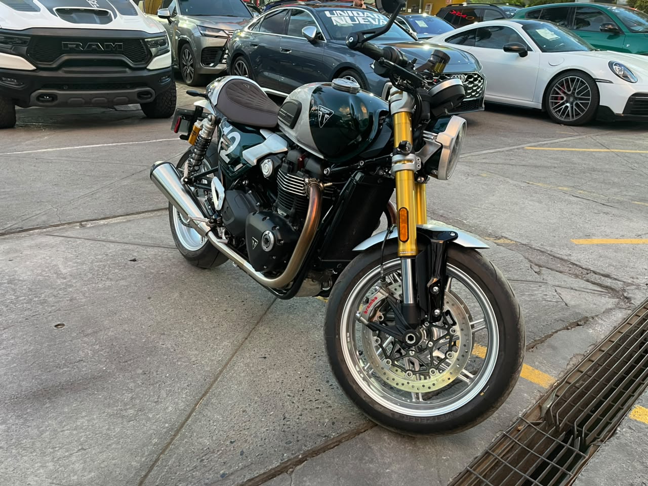 SPEED TWIN 1200