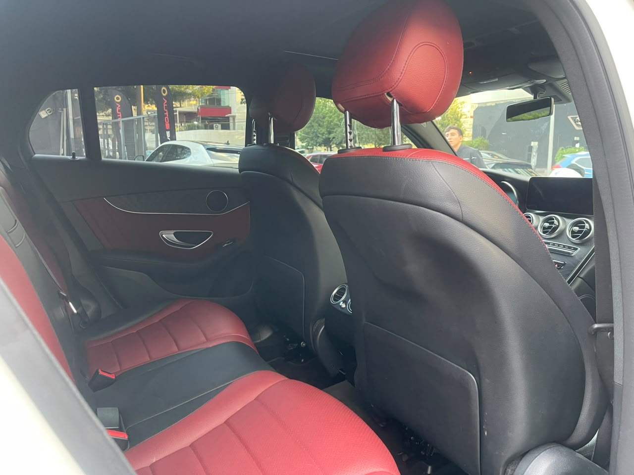 GLC 300 4 MATIC COUPE DE1