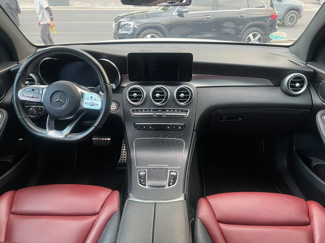 GLC 300 4 MATIC COUPE DE1