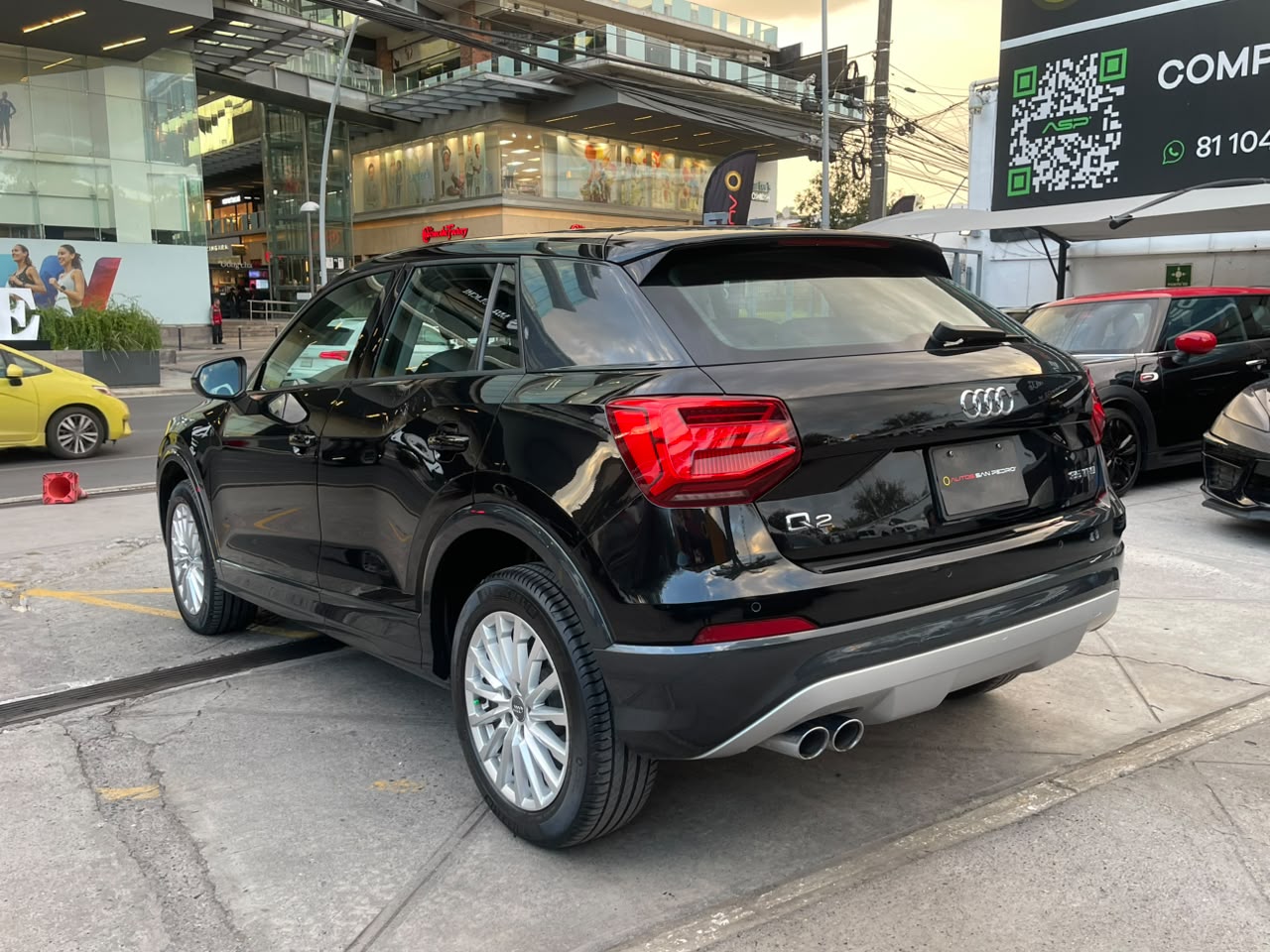 Q2 SELECT