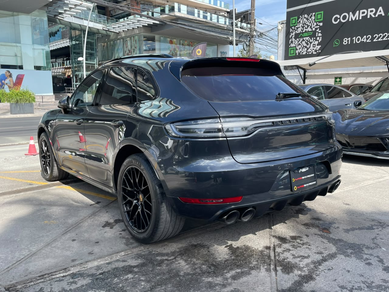 MACAN GTS