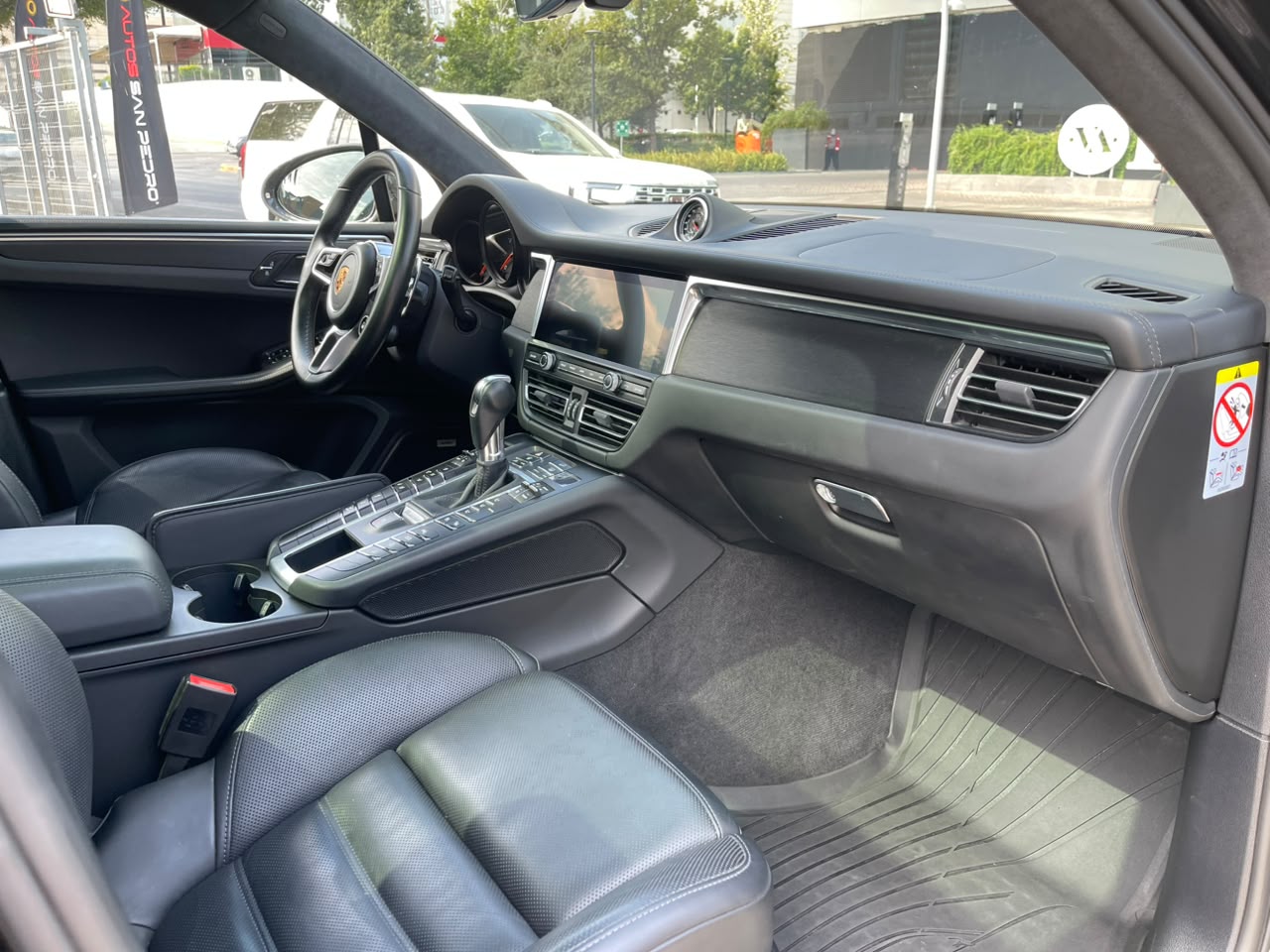 MACAN GTS