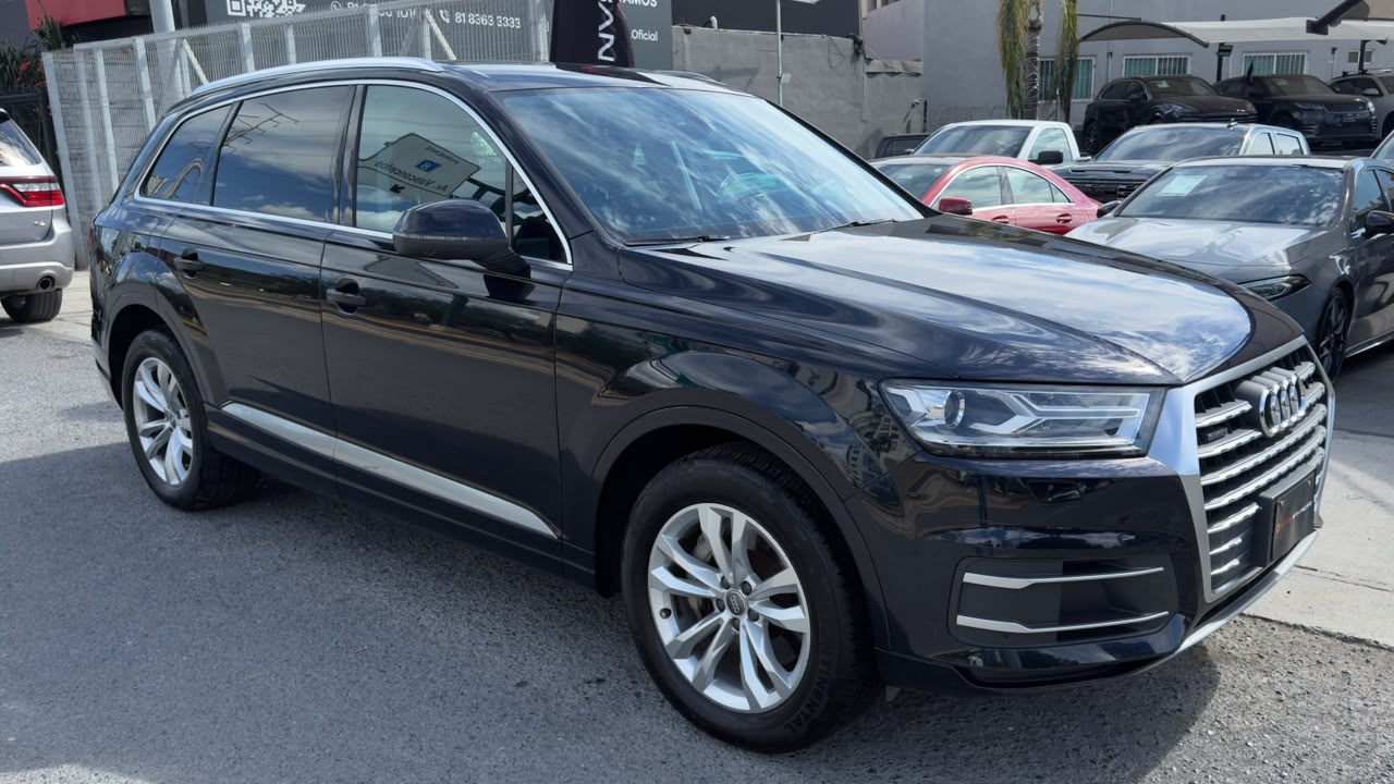 AUDI Q7 SELECT 2017