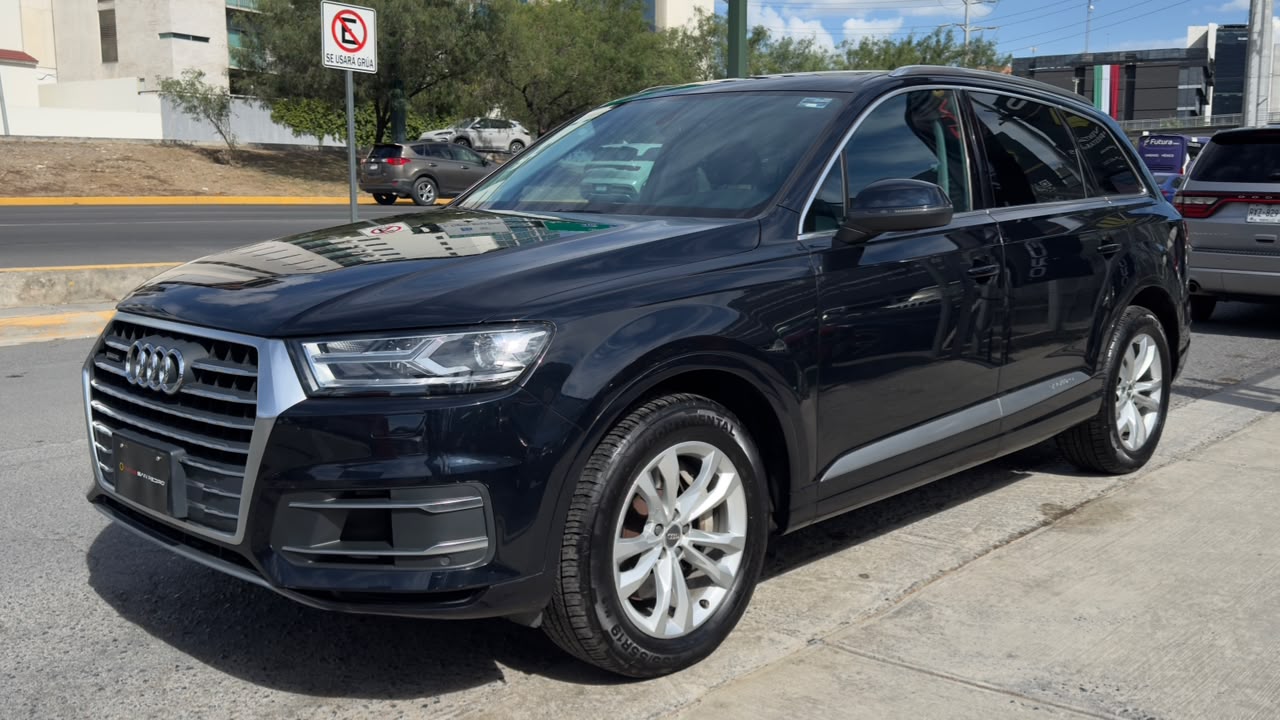 AUDI Q7 SELECT 2017