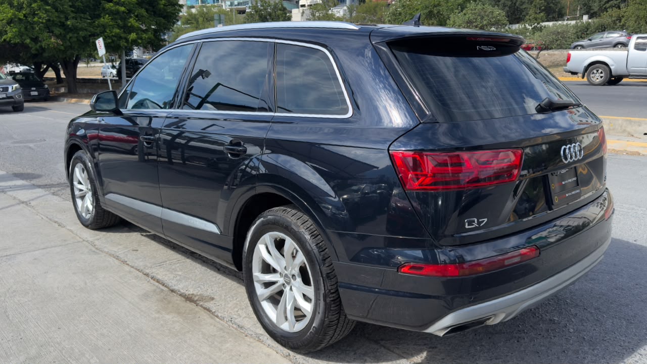 AUDI Q7 SELECT 2017