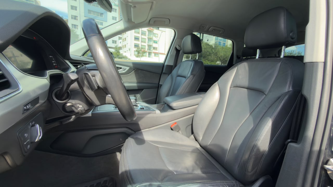 AUDI Q7 SELECT 2017