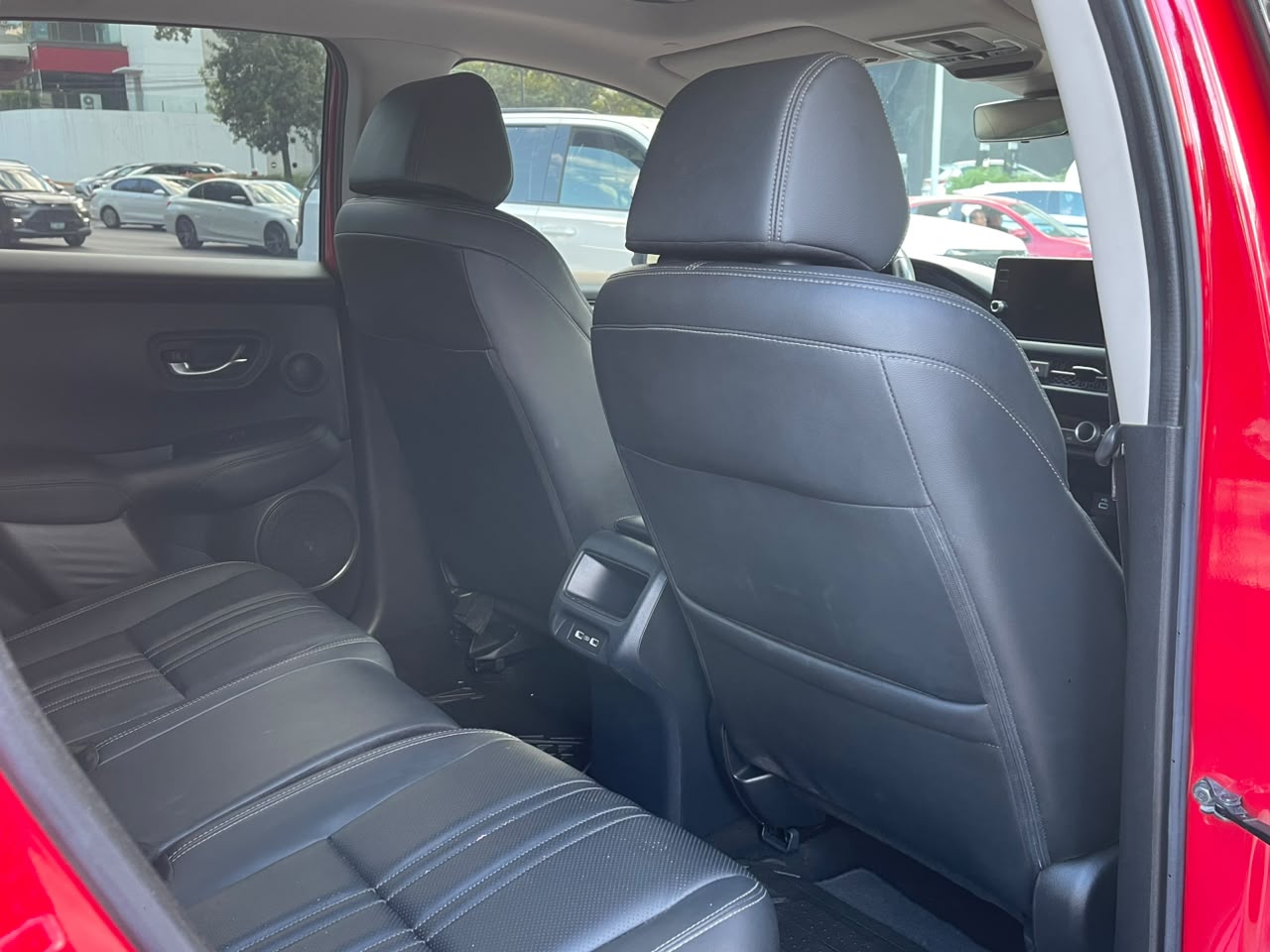 HR-V TOURING