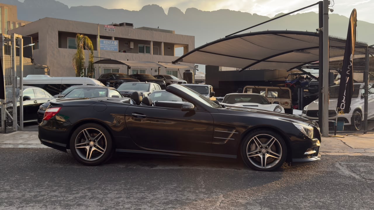 MERCEDES BENZ SL 500 2013