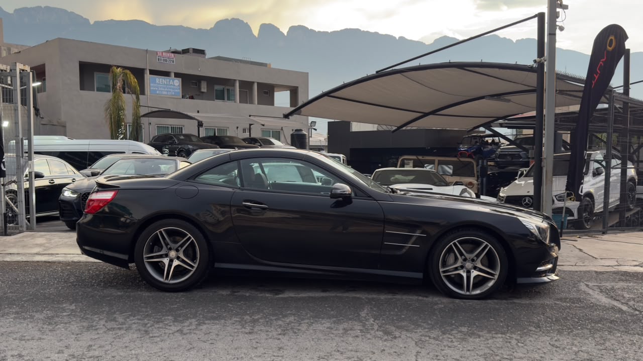 MERCEDES BENZ SL 500 2013