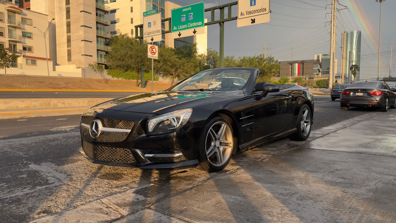 MERCEDES BENZ SL 500 2013