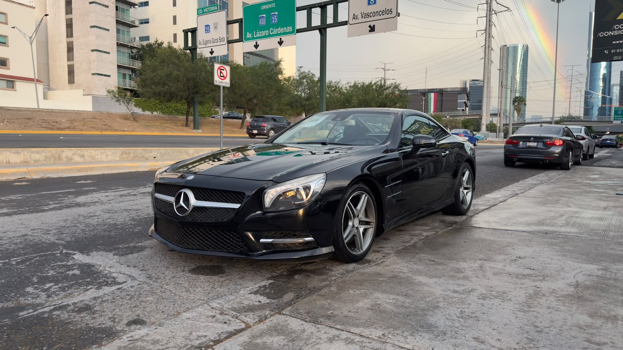 MERCEDES BENZ SL 500 2013