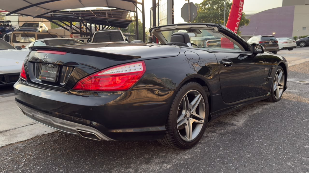 MERCEDES BENZ SL 500 2013