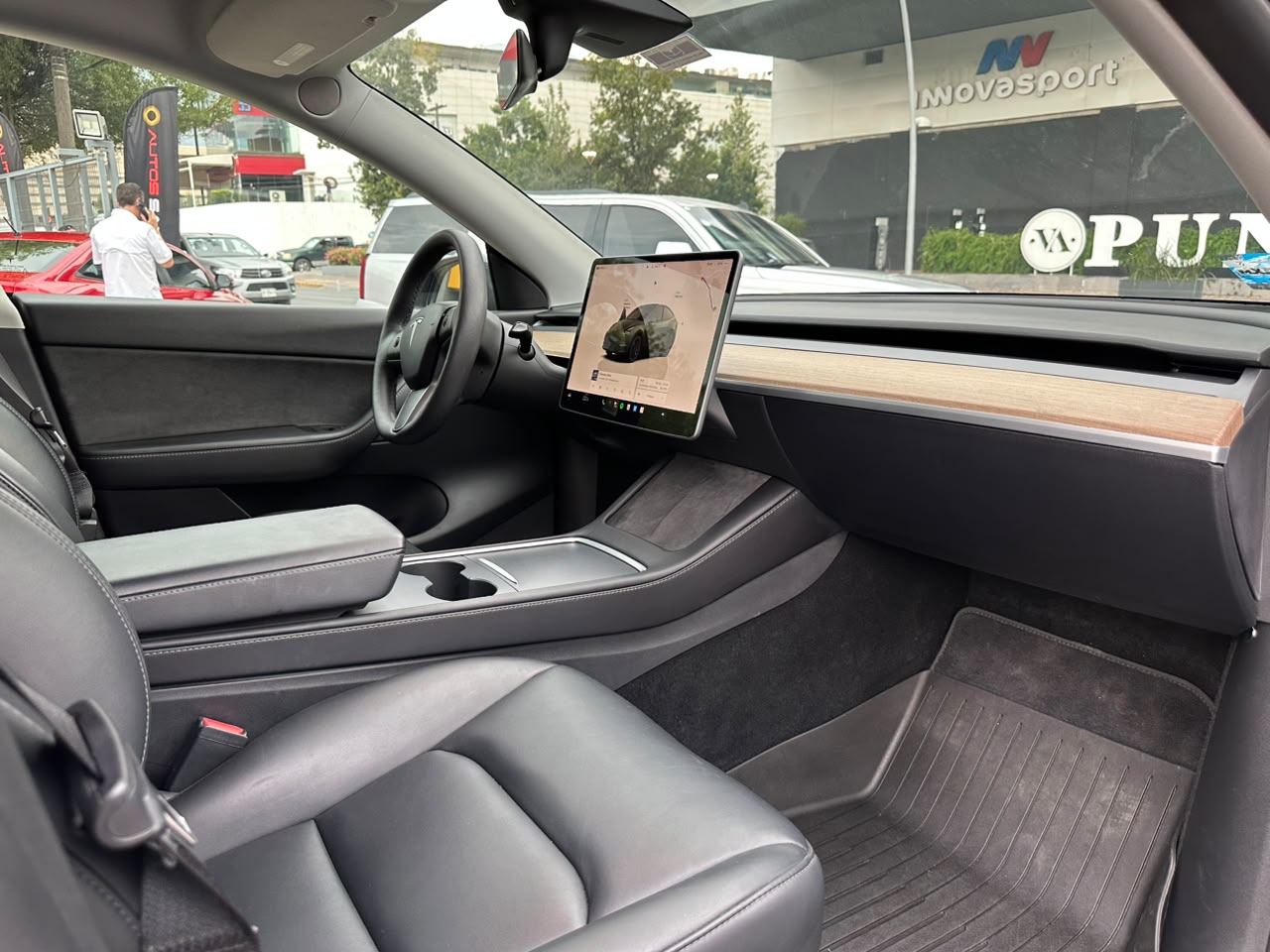 MODEL Y DUAL MOTOR PERFORMANCE