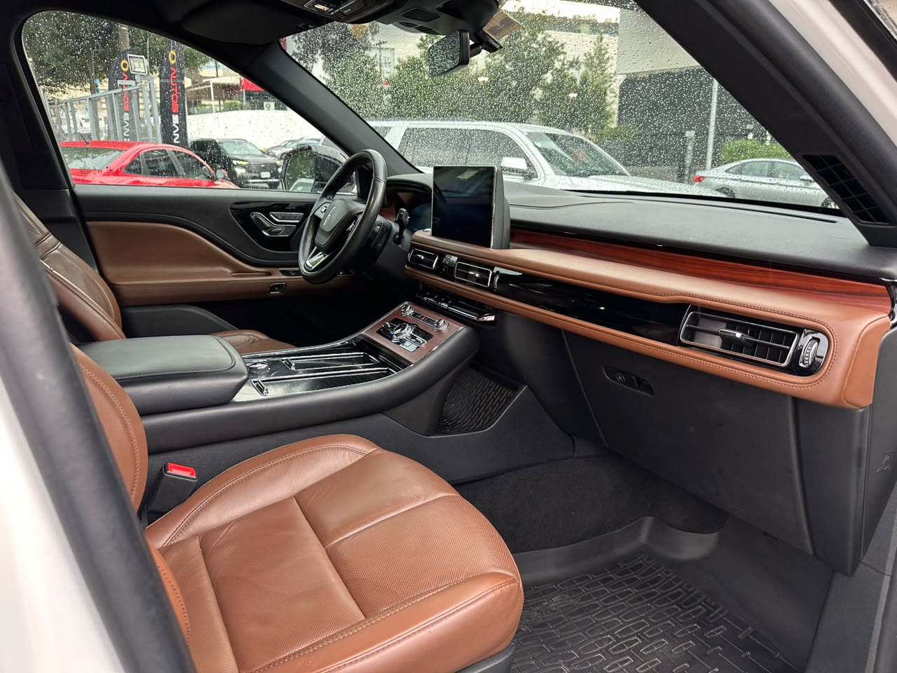 AVIATOR GRAND TOURING