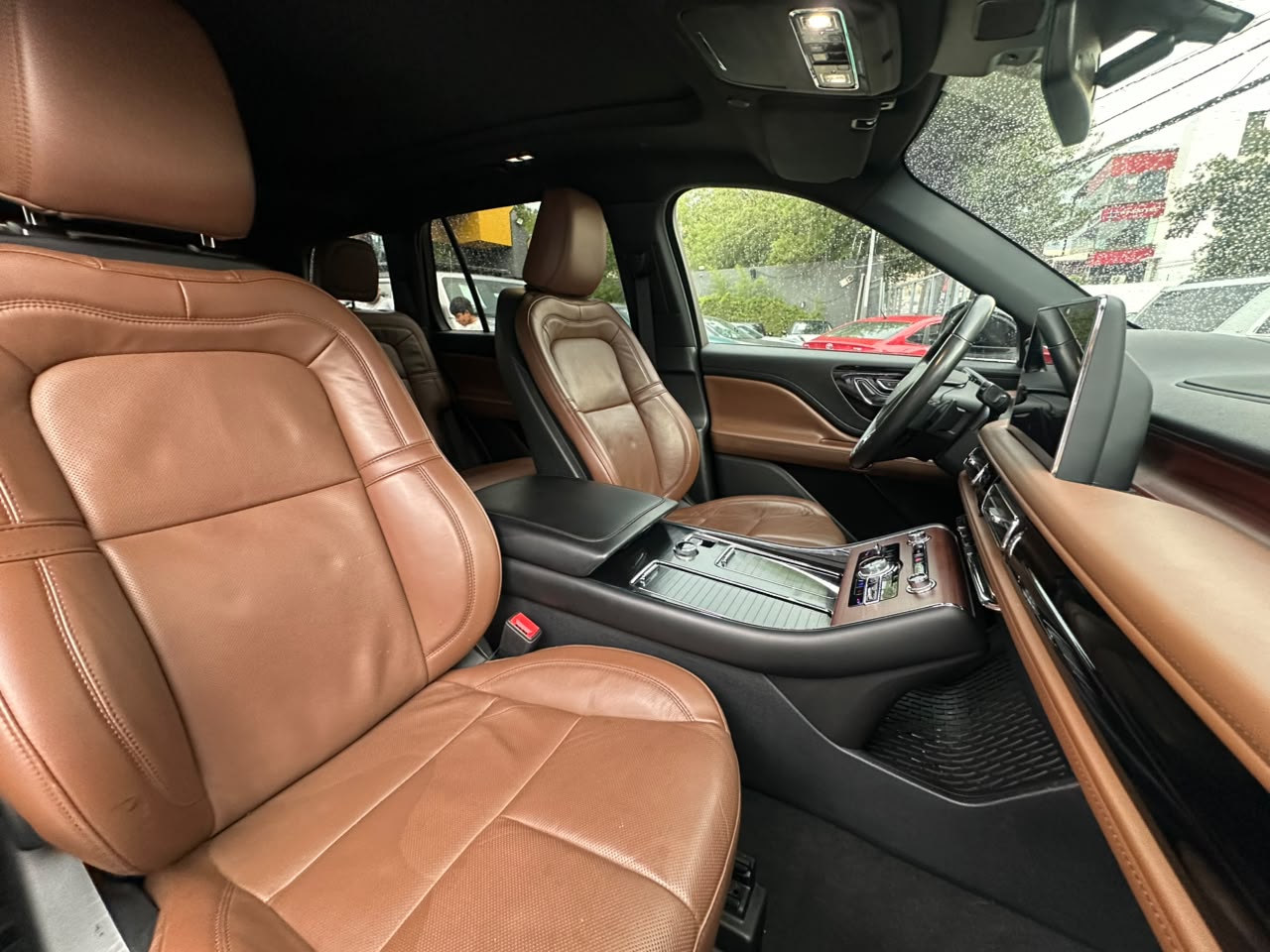 AVIATOR GRAND TOURING