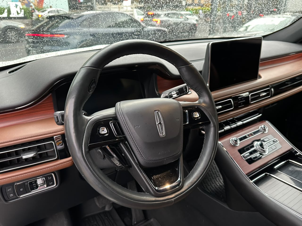 AVIATOR GRAND TOURING