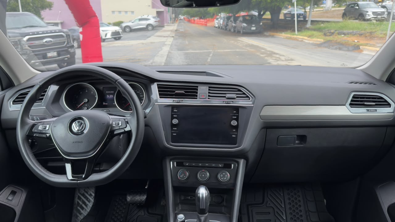 VOLKSWAGEN TIGUAN COMFORTLINE 2020