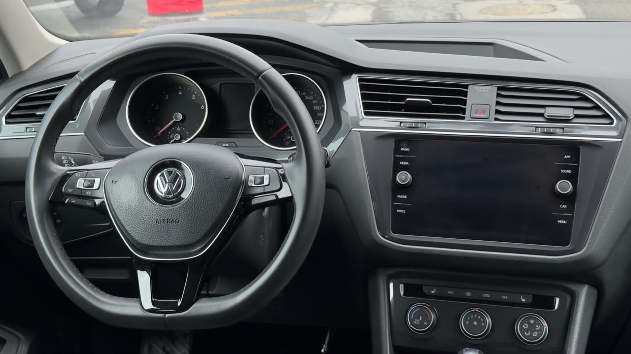 VOLKSWAGEN TIGUAN COMFORTLINE 2020