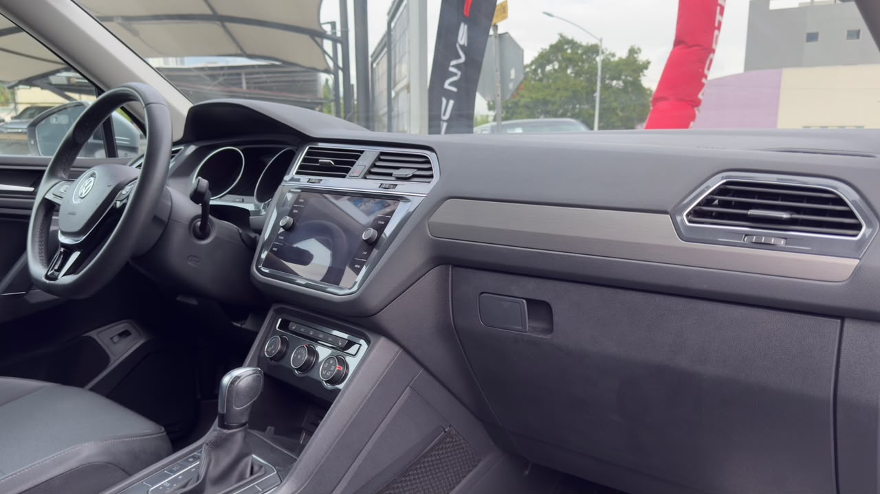 VOLKSWAGEN TIGUAN COMFORTLINE 2020