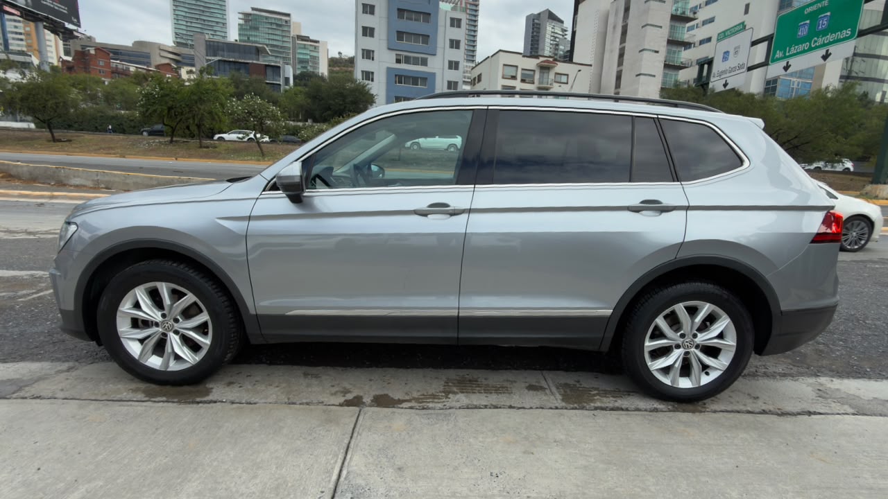 VOLKSWAGEN TIGUAN COMFORTLINE 2020
