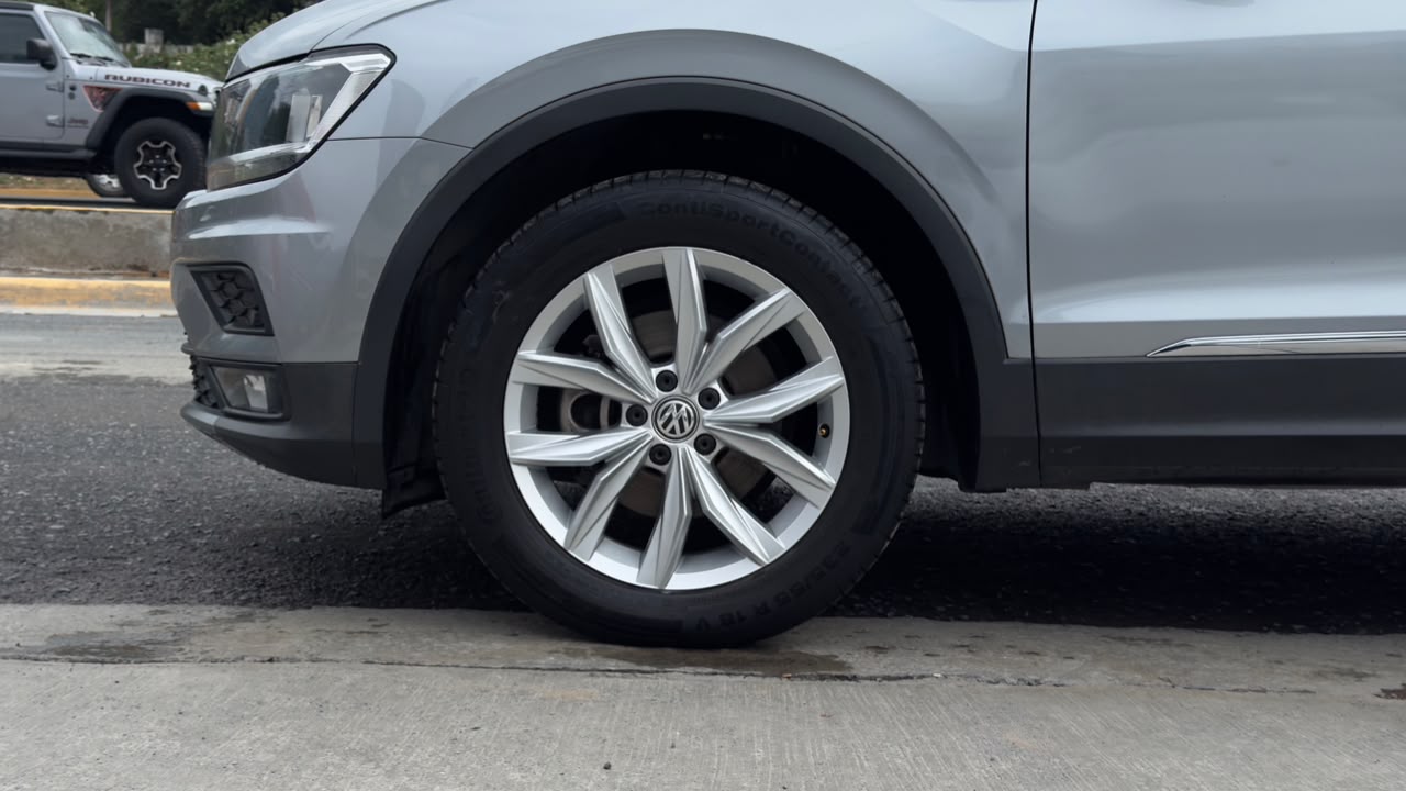 VOLKSWAGEN TIGUAN COMFORTLINE 2020