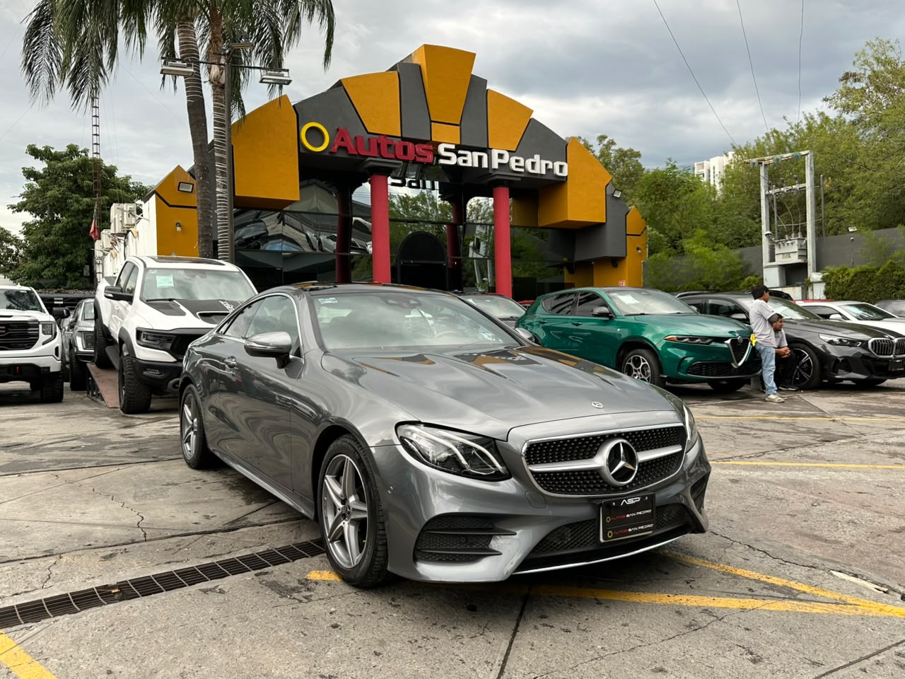 E400 4MATIC COUPE