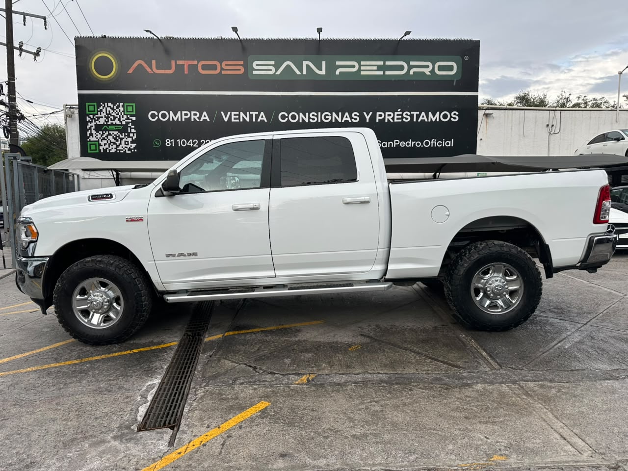 RAM 2500 CREWCAB HD 6.4L