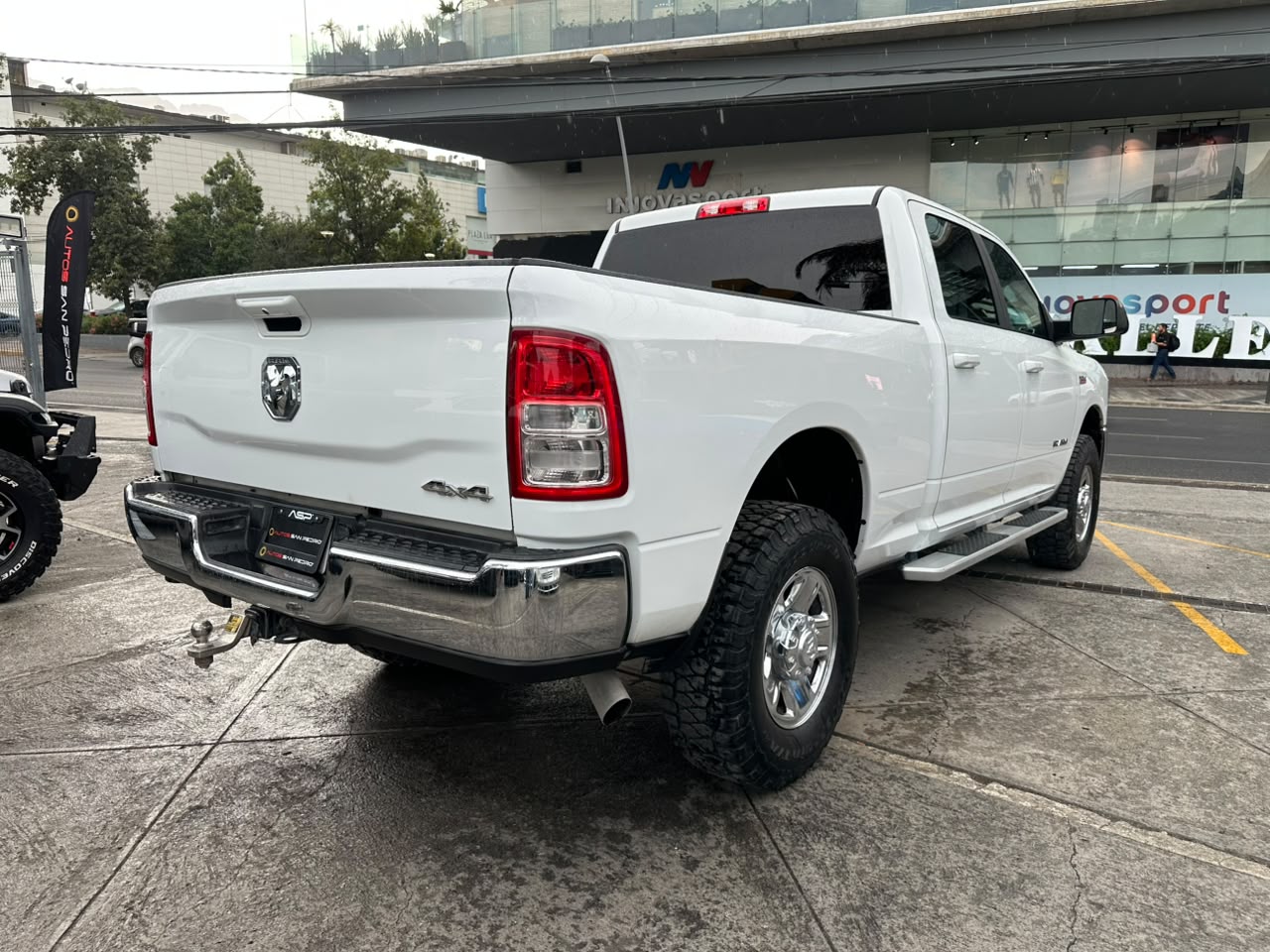 RAM 2500 CREWCAB HD 6.4L