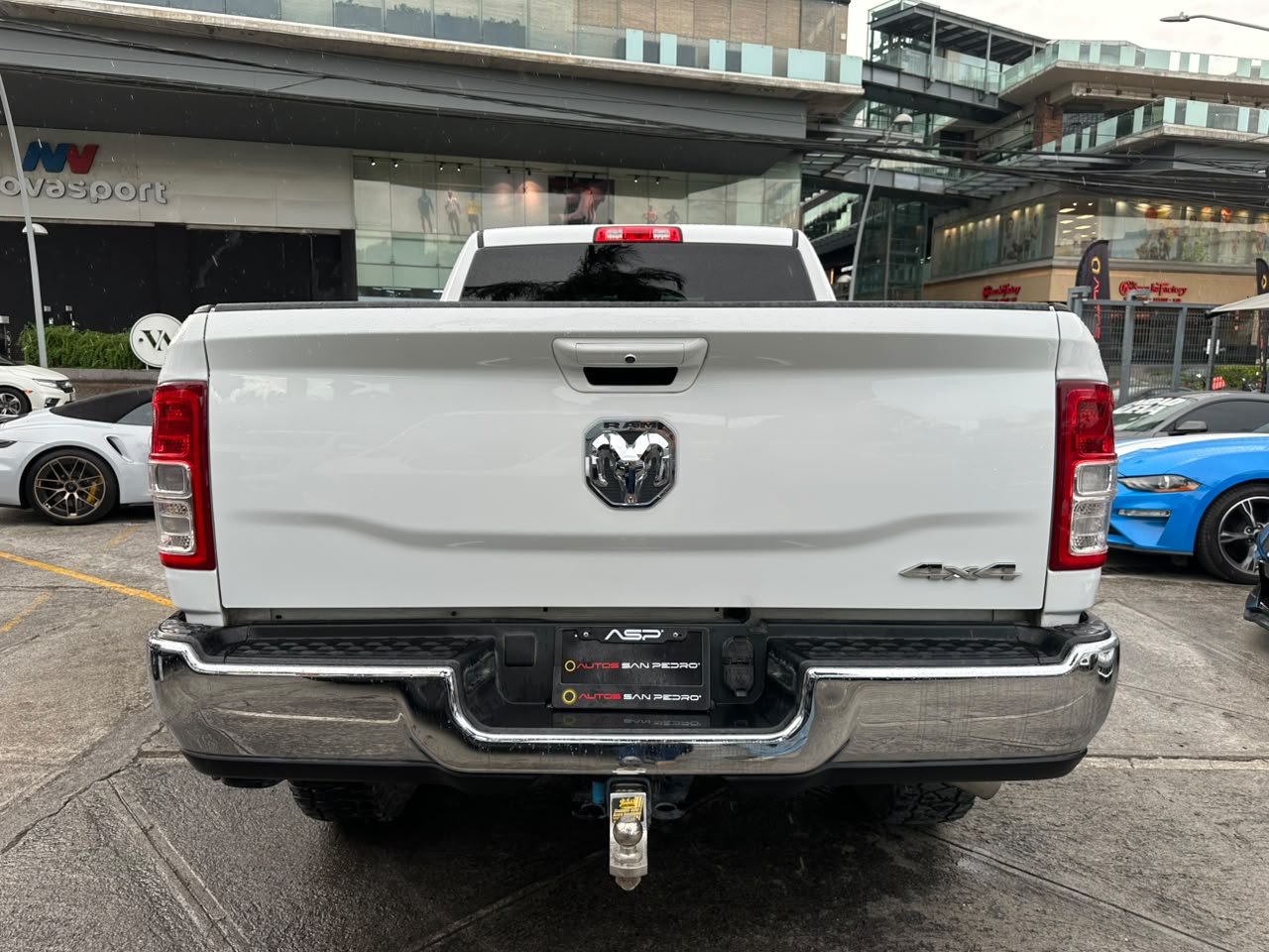 RAM 2500 CREWCAB HD 6.4L