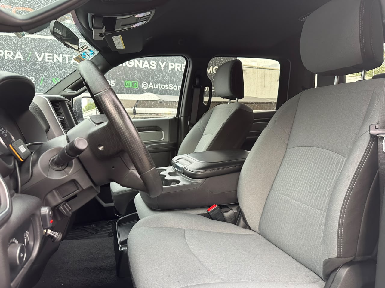 RAM 2500 CREWCAB HD 6.4L