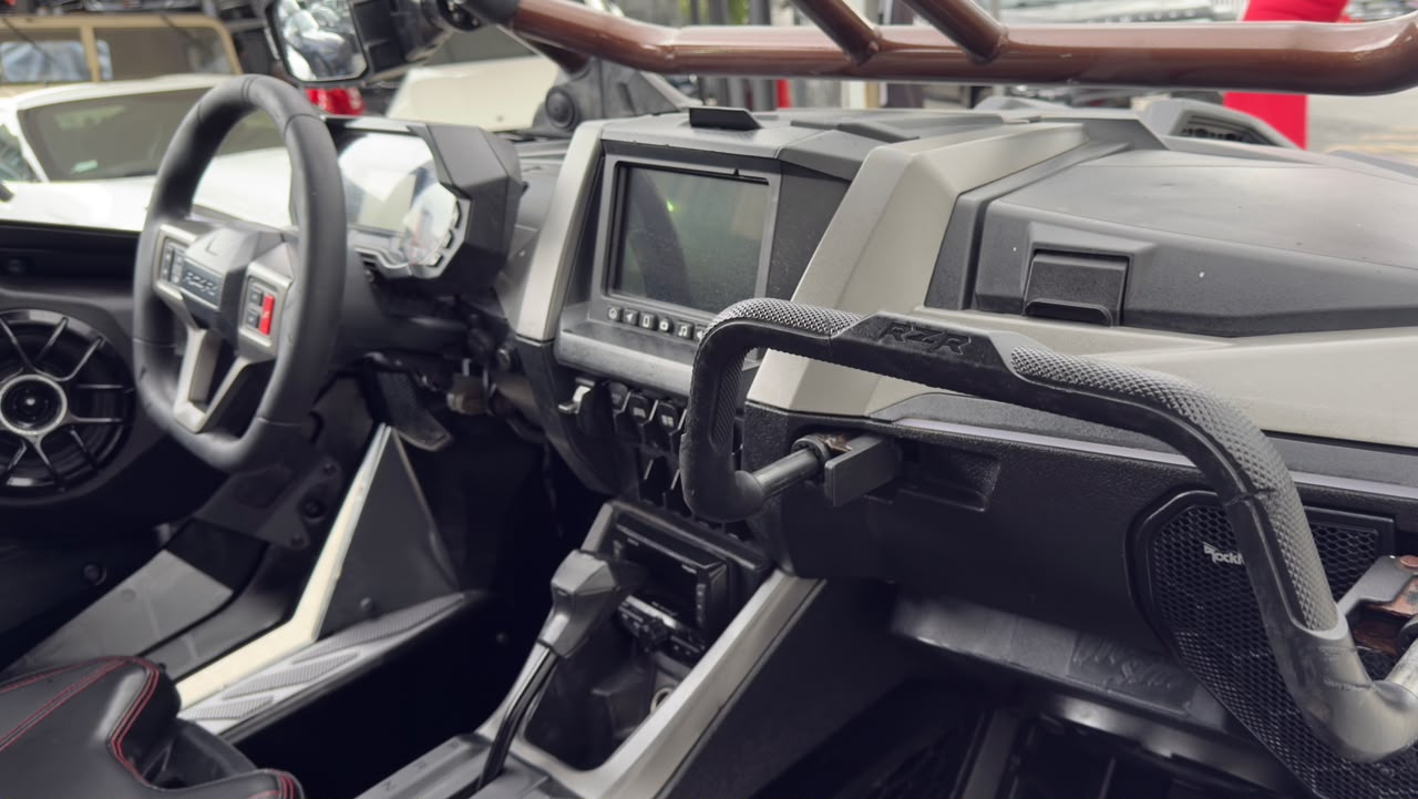 POLARIS RZR PRO R ULTIMATE 2023