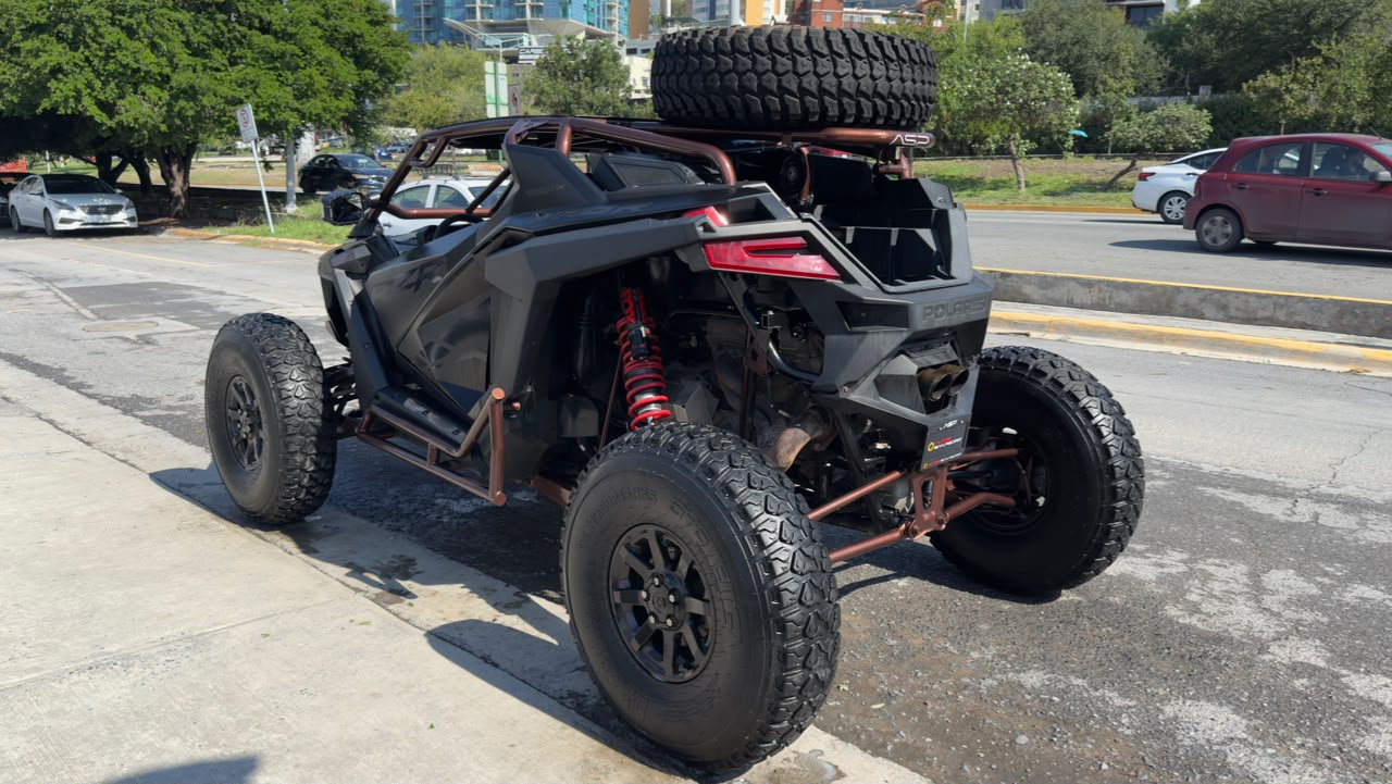 POLARIS RZR PRO R ULTIMATE 2023