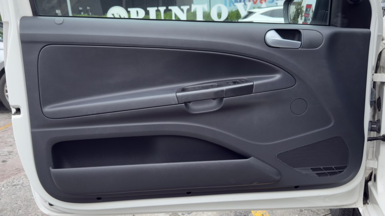 VOLKSWAGEN SAVEIRO ROBUST 2024