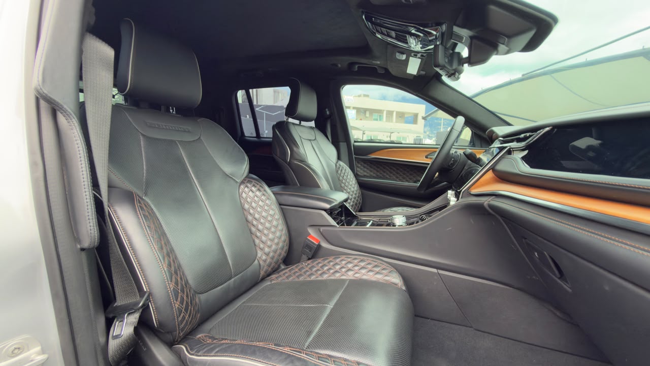 JEEP GRAND CHEROKEE SUMMIT RESERVE BLINDAJE BR6 2023